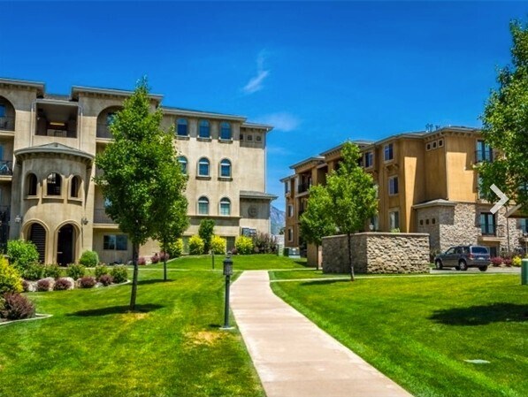 Building Photo - 952 W 965 N