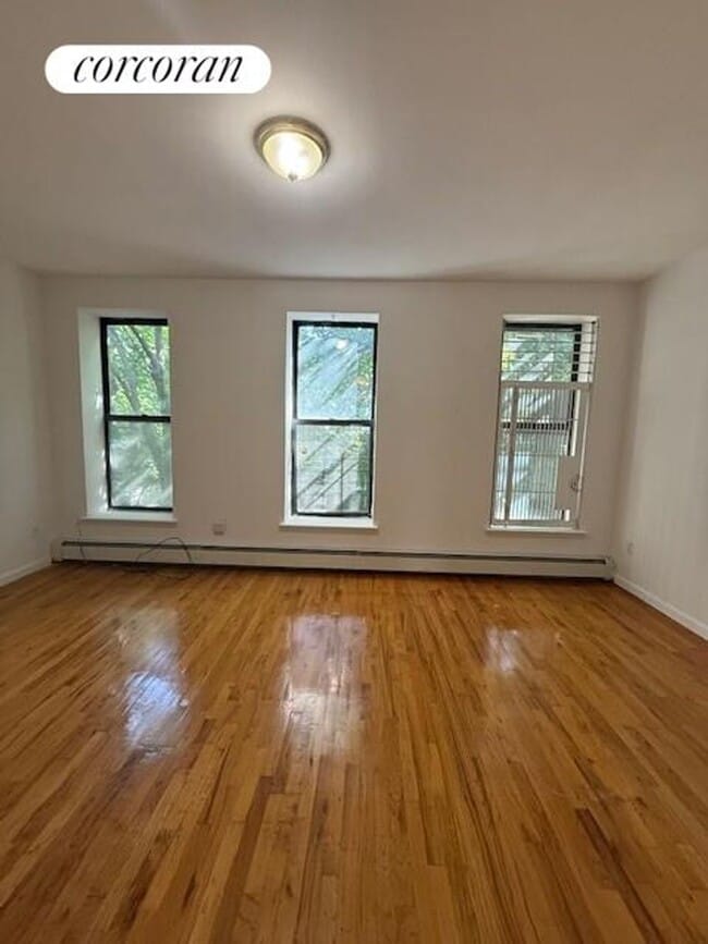 Building Photo - 623 Baltic St