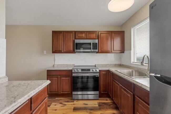 Building Photo - 20612 E Batavia Dr