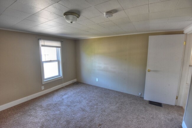 Building Photo - 2 Bed 1.5 Bath Single Family Home for Rent