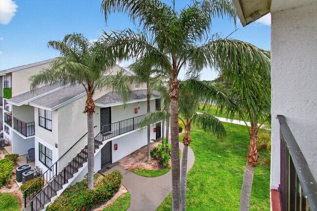 Building Photo - 728 Executive Center Dr