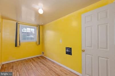 Building Photo - 3826 W Bay Ave