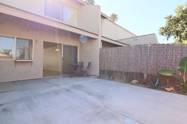 Building Photo - Exciting Rental Opportunity in Ventura!