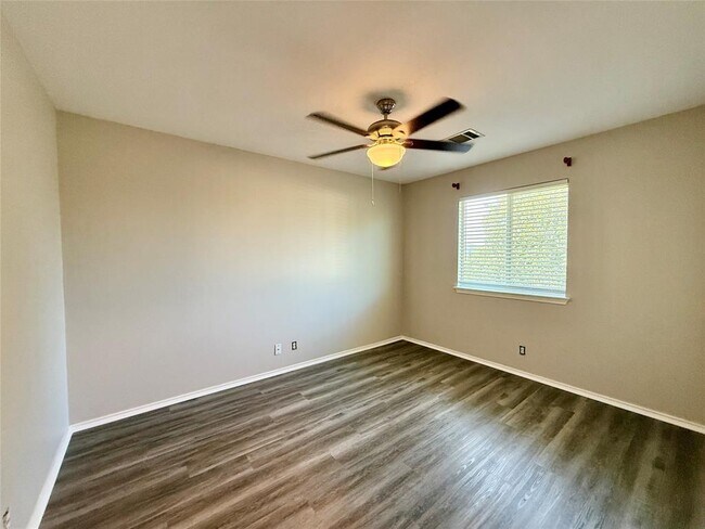 Building Photo - 17212 Hamilton Point Cir