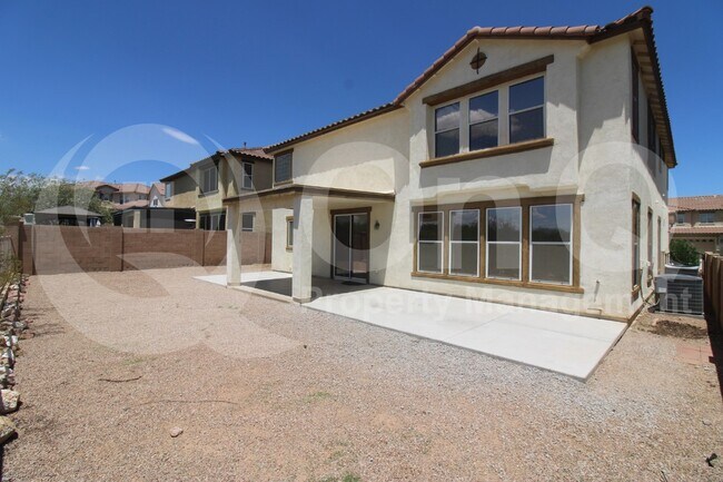 Building Photo - 779 W Calle La Bolita