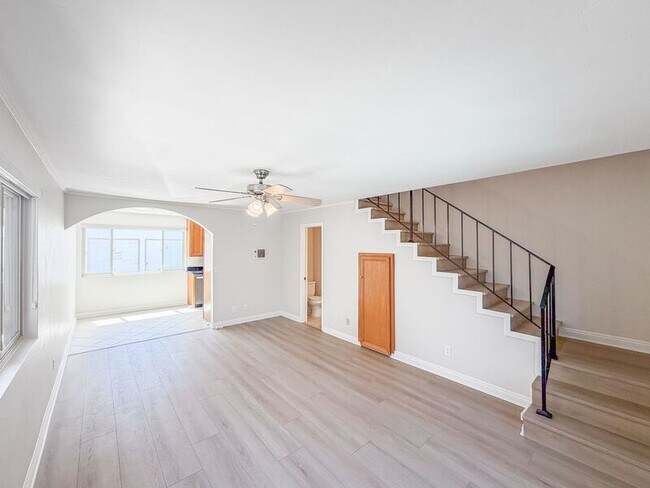 Building Photo - 5075 Narragansett Ave