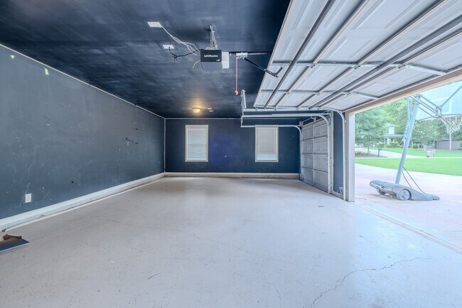 Building Photo - 115 Cypress Pl