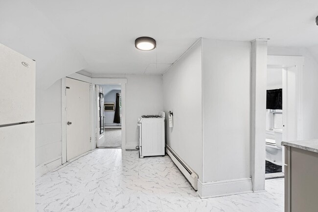 Building Photo - 72 Halstead Ave