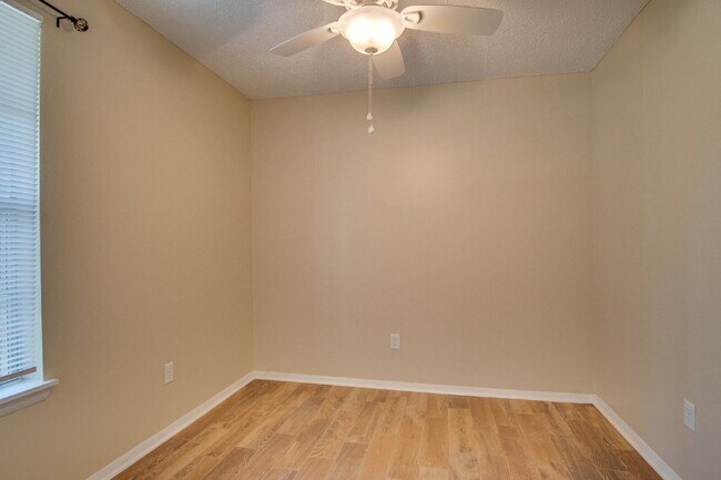 Building Photo - Updated Southwest Pensacola 3BR Home Near NAS Pensacola with Garage & Fenced Backyard