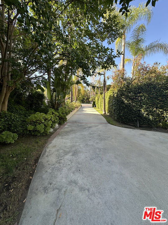 Building Photo - 23444 Park Hermosa