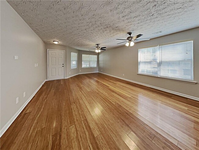 Building Photo - 227 Weatherstone Pointe Dr