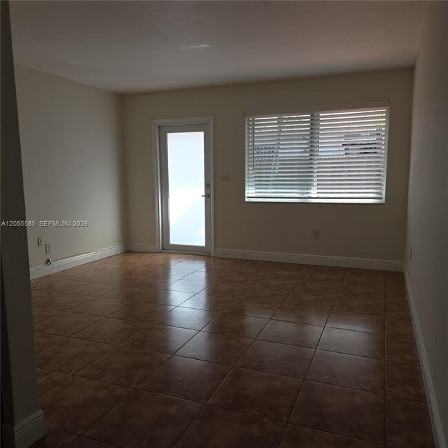 Building Photo - 319 Beacom Blvd