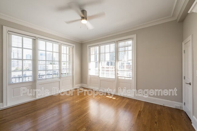 Building Photo - 30 5th St NE