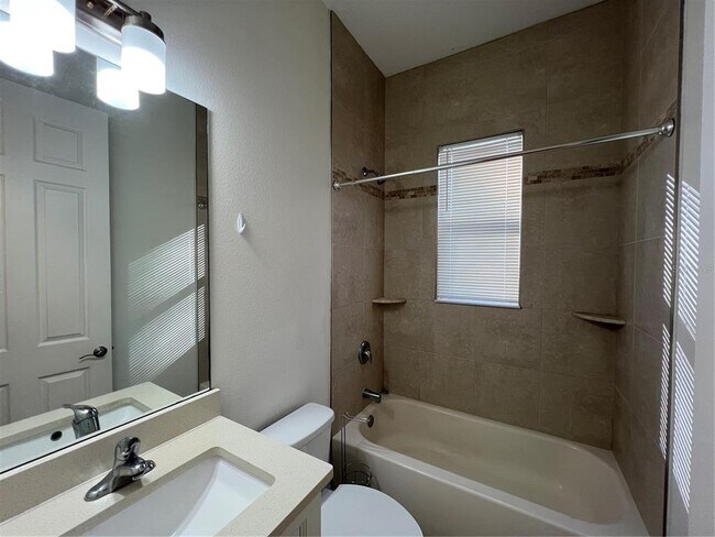 Building Photo - 119 Panorama Dr