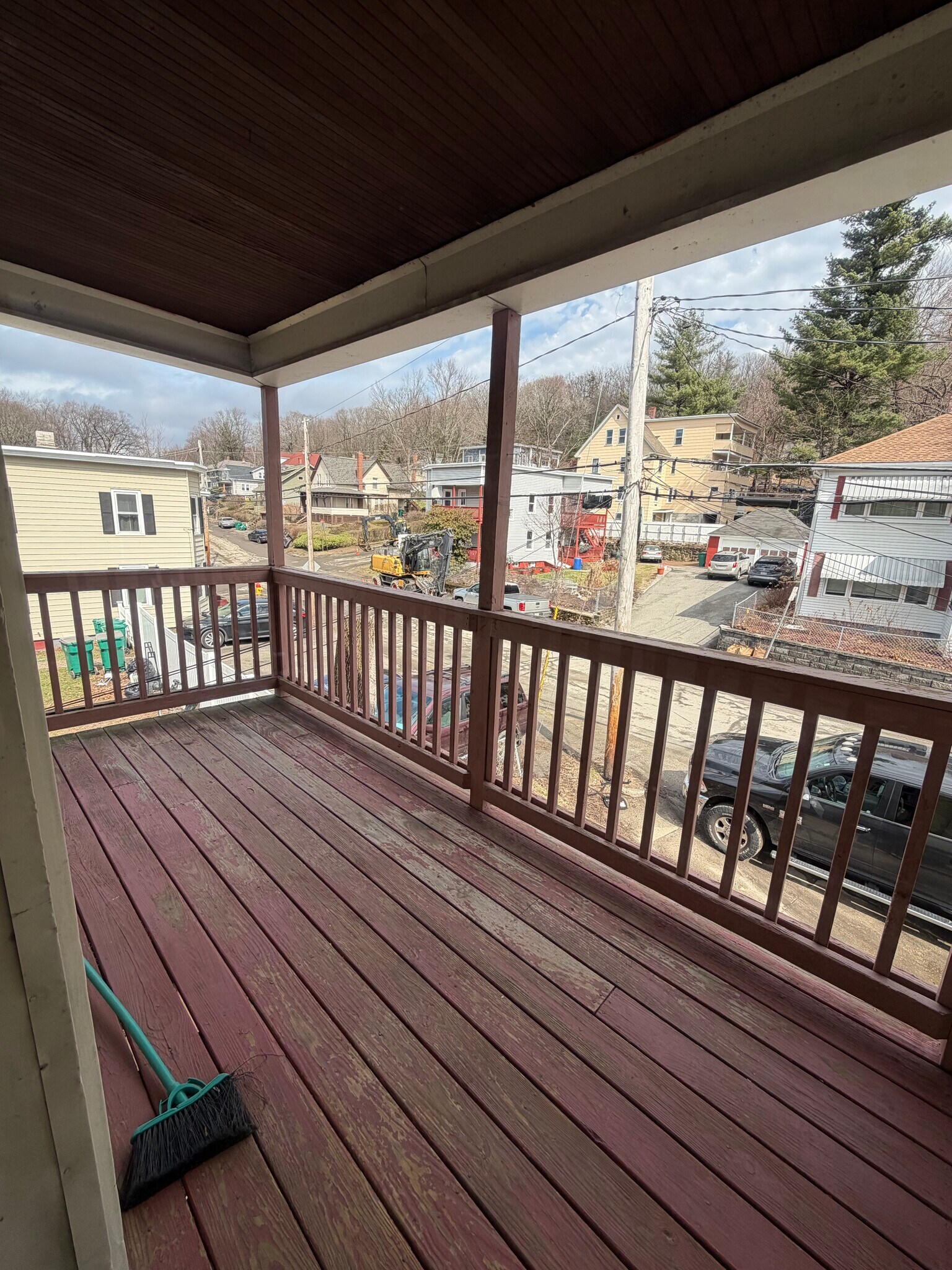 Building Photo - 162 Marshall St