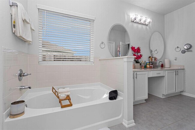 Building Photo - 16318 Westley Ridge Dr