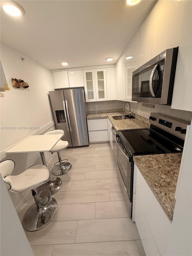 Building Photo - 6969 Collins Ave