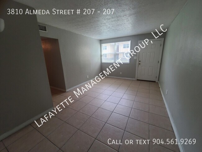 Building Photo - 3810 Almeda St