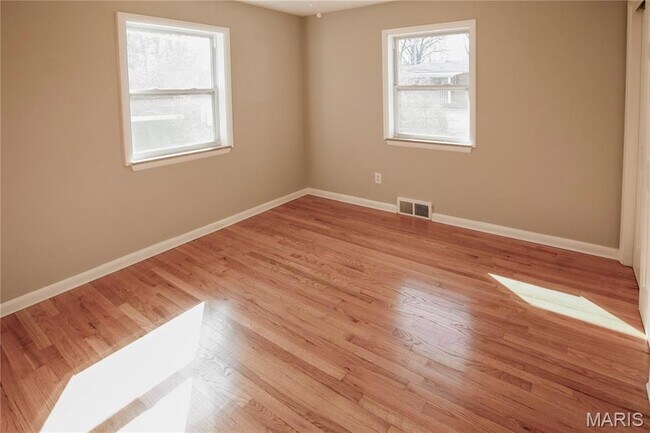 Building Photo - 1419 Drayton Ave