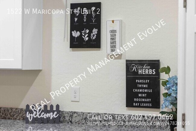Building Photo - 1522 W Maricopa St