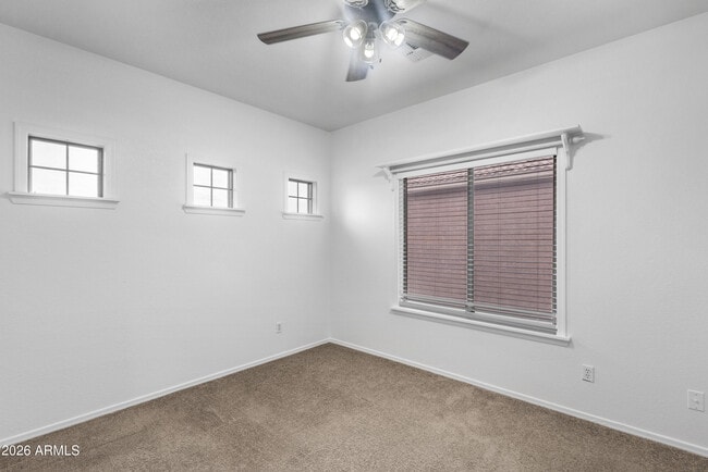 Building Photo - 15623 W Ocotillo Ln