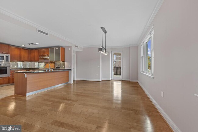 Building Photo - 801 Key Hwy