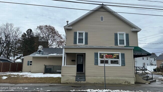 Building Photo - 46 Circular St