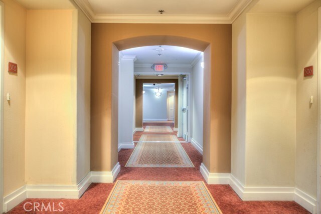 Building Photo - 580 W Main St