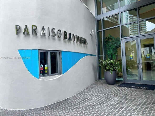 Building Photo - 501 NE 31st St