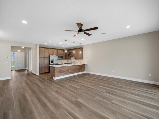 Building Photo - 13509 SW Oceanus Blvd