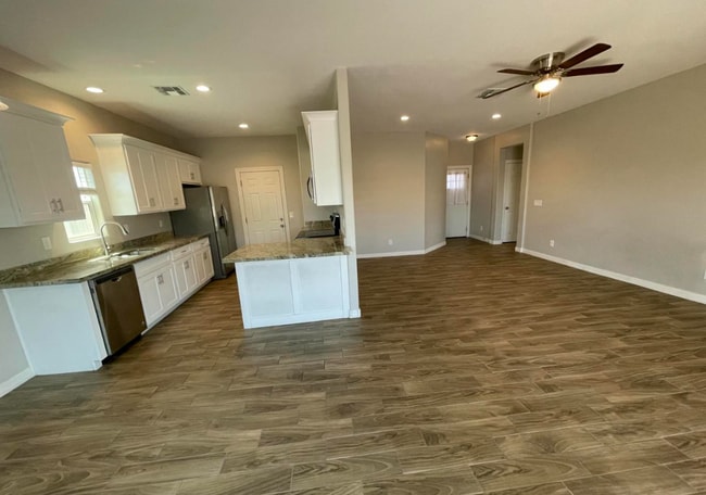 Building Photo - 11176 Cambria Cir