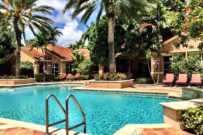 Building Photo - 4816 N State Road 7