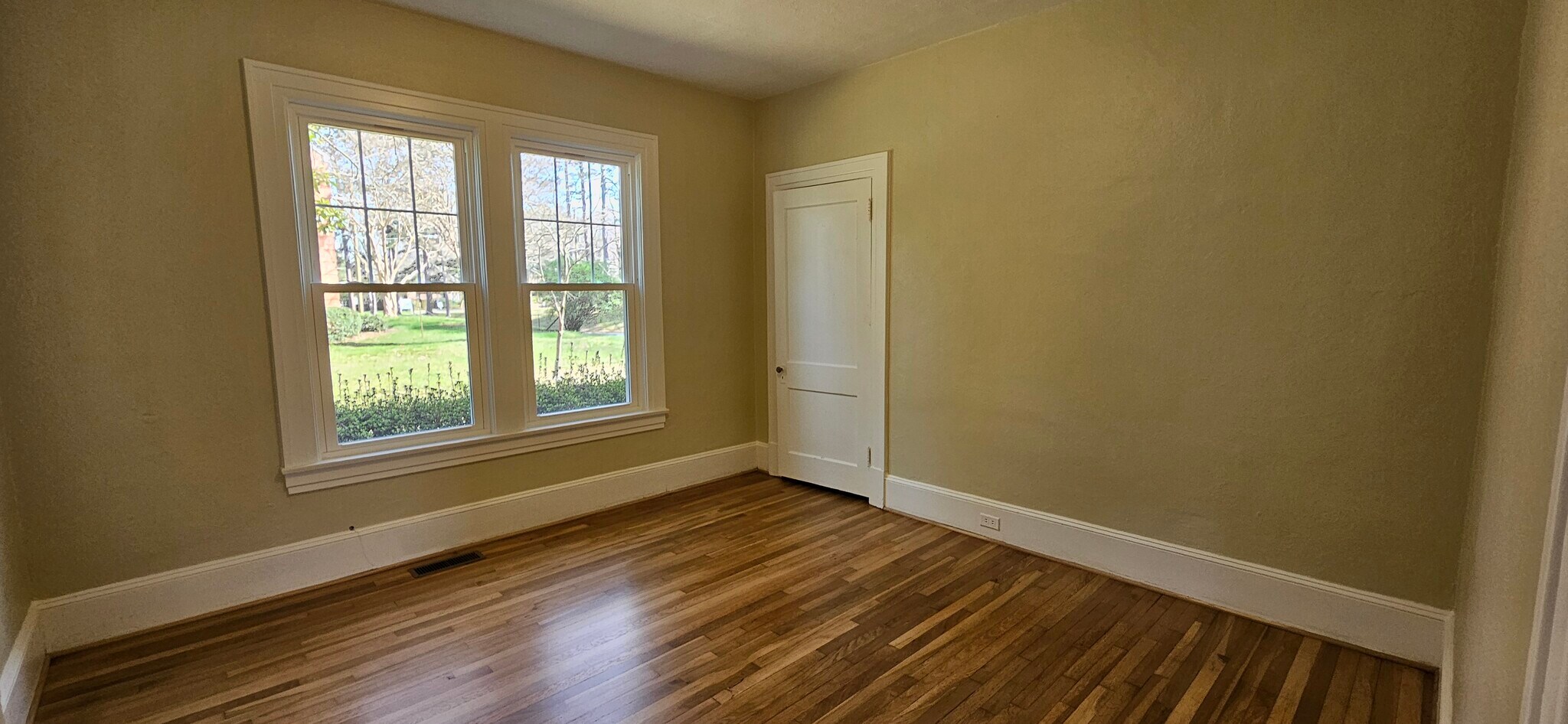 Bedroom - 2818 Masonic Dr