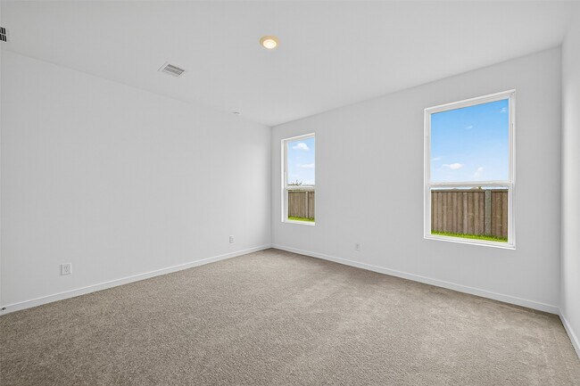 Building Photo - 28623 Great Saddle Trl