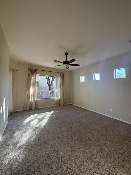 Building Photo - 8646 N Crosswater Loop