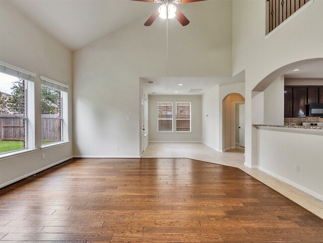Building Photo - 28006 Hollyfare Drive