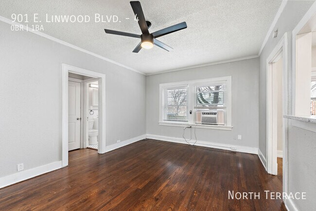 Primary Photo - 901 Linwood Blvd