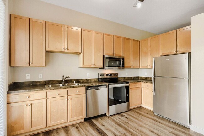 Building Photo - 7700 E 29th Ave