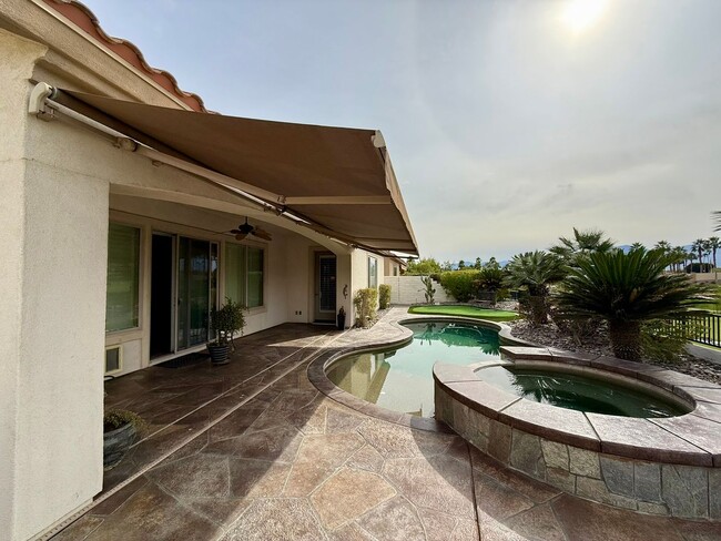 Building Photo - Home in the desirable Del Webb Community