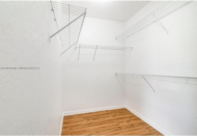 Building Photo - 159 Hidden Ct Rd