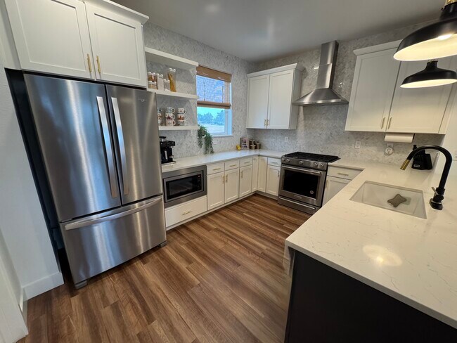 Building Photo - 2851 W 69th Ave