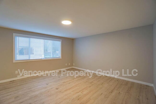 Building Photo - 4420 Gibbons St