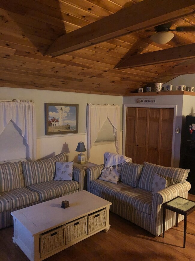 11 W View Ln 11 W View Ln Centerville MA 02632 Apartment Finder