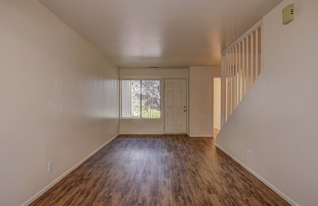 Building Photo - 510 1st St