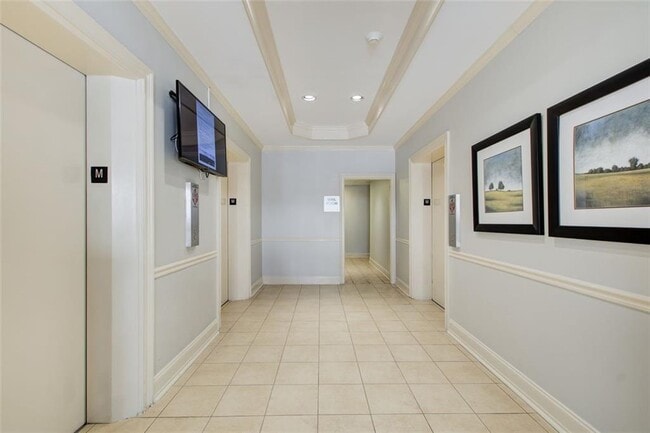 Building Photo - 2479 Peachtree Rd NE