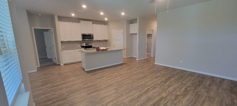 Building Photo - 763 Myrtle Path