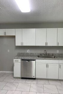 Building Photo - 804 E 4th St