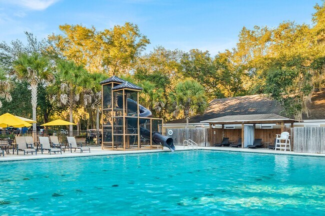 Building Photo - Luxury Golf Course Living in Haile Plantation | Fully Renovated 4BR Home in Gainesville