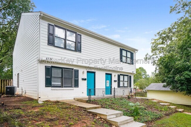 Building Photo - 619 E Horne St