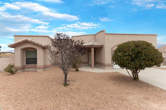 Building Photo - 608 Cactus Creek Pl